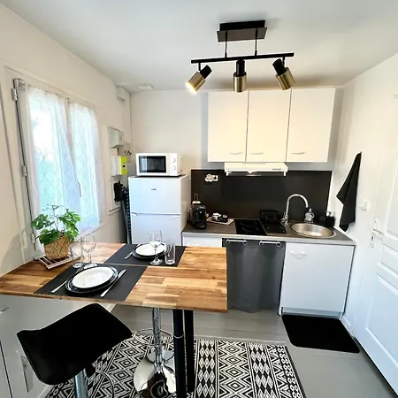 *charmante* Maisonnette Au Calme A 25 Min De Paris * Domont